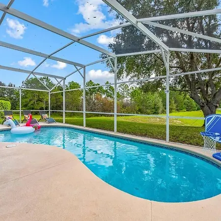 Splash Retreat:Near Disney Parks